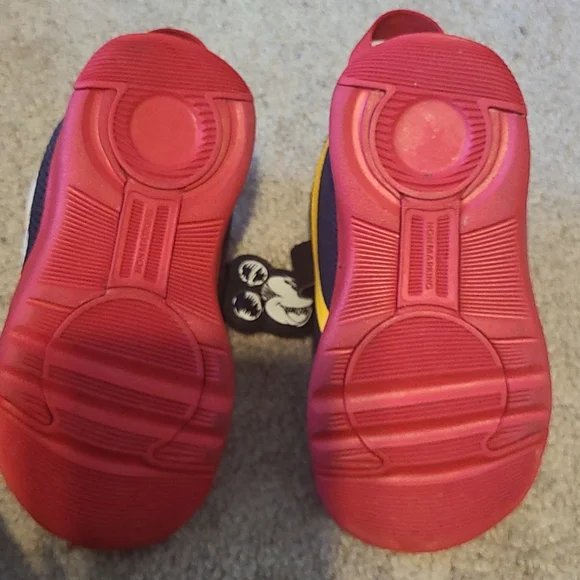 Mickey Mouse Adidas size 7K Red, Black, white, and yellow No Box - Picture 6 of 6